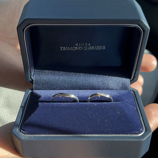 【銀座ダイヤモンドシライシの口コミ】 少しデザイン性がある指輪を探しており、主張が強すぎないシンプルすぎず…