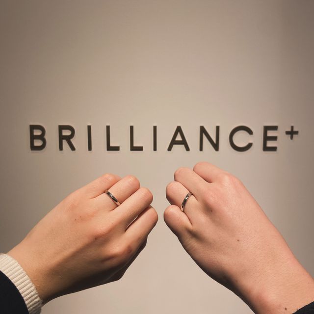【BRILLIANCE+(ブリリアンスプラス)の口コミ】 シンプルであり流れるような柔らかな雰囲気をもつルリエを選びました。ず…