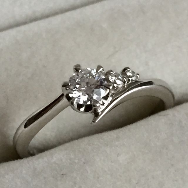 【VANillA(ヴァニラ)の口コミ】 相手からサプライズで指輪をもらったので、決め手はわからない。ただ、い…