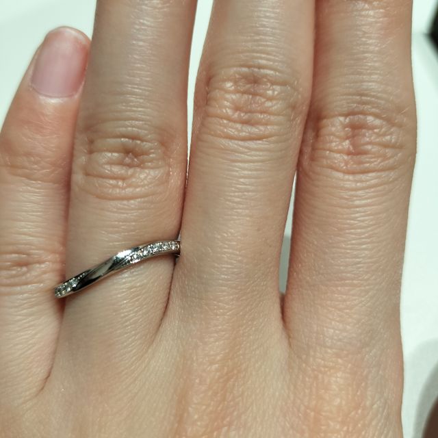 【アイプリモ(I-PRIMO)の口コミ】 色々見た中でデザインが1番好みだった。鋳造製法で強く作られており、デザ…