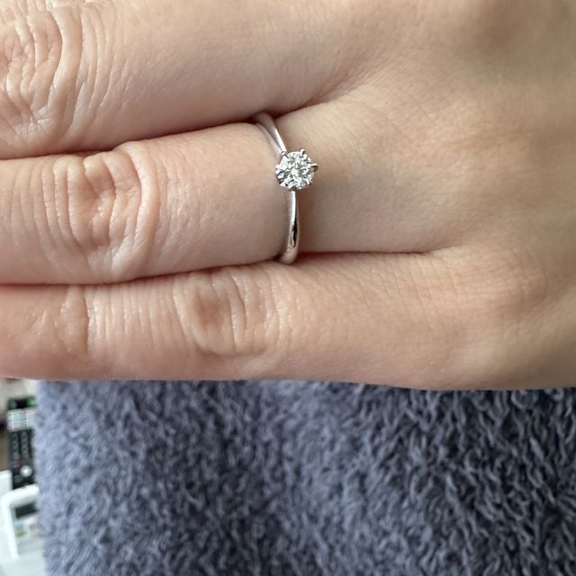 【アイプリモ(I-PRIMO)の口コミ】 とても可愛くシンプルなリングで商品をみた時にこれにしたいという直感で…
