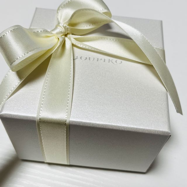 【ENUOVE(イノーヴェ)の口コミ】 シンプルながらも上品な輝きがある。何十年後も使い続けたいデザインにな…