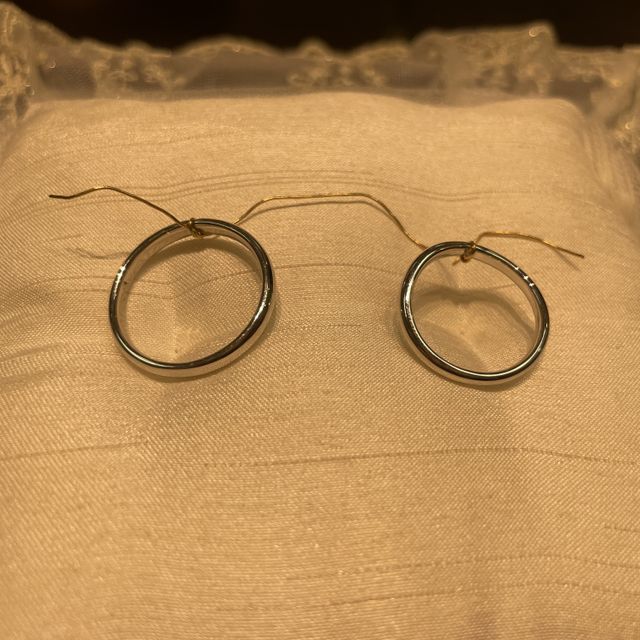 【ケイウノ ブライダル(K.UNO BRIDAL)の口コミ】 価格が良心的なのに品質は価格以上。宝石の位置や刻印の自由度がとても高…