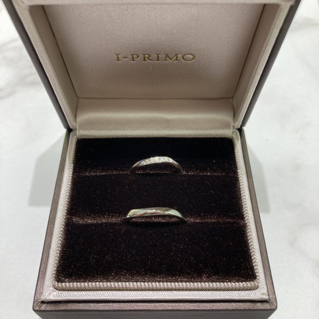 【アイプリモ(I-PRIMO)の口コミ】 第一印象が、ダイヤモンドの輝きが素敵だった事です。高級感もあり、試着…