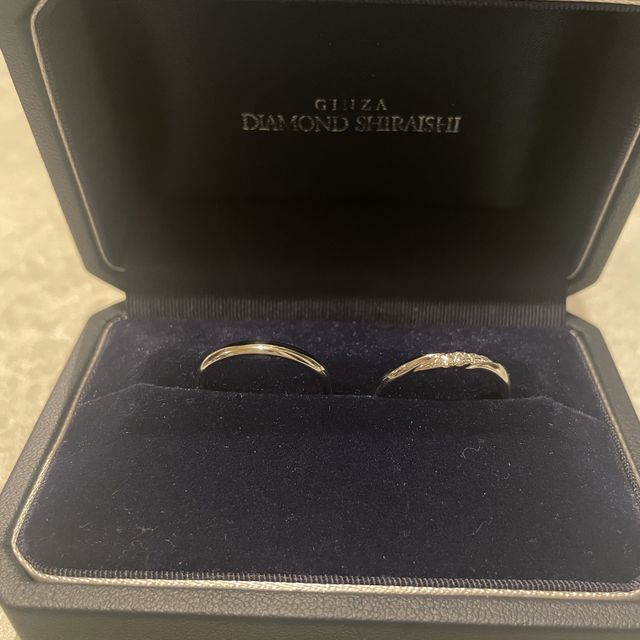 【銀座ダイヤモンドシライシの口コミ】 指輪のデザインをインスタで拝見し一目で気にいりました。指の関節、指も…