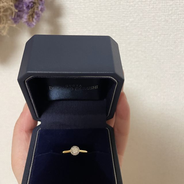 【銀座ダイヤモンドシライシの口コミ】 ゴールドの中でもシンプルさもあり、かわいさもあり、ダイヤモンドも、大…