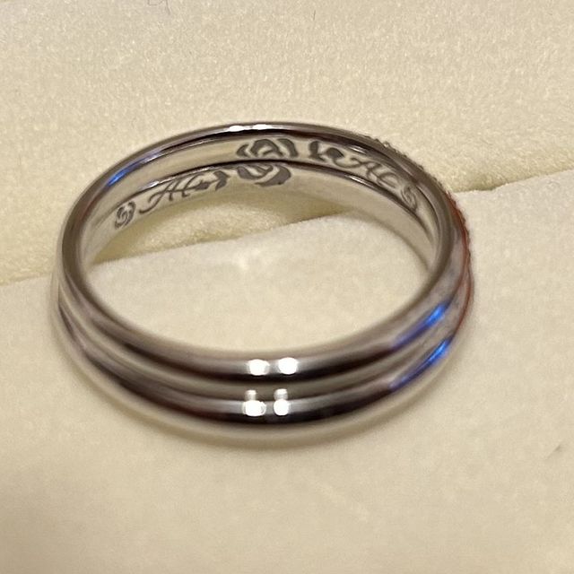 【ケイウノ ブライダル(K.UNO BRIDAL)の口コミ】 着け心地がよかったです。ダイヤモンドも表面に流れるようについててシン…