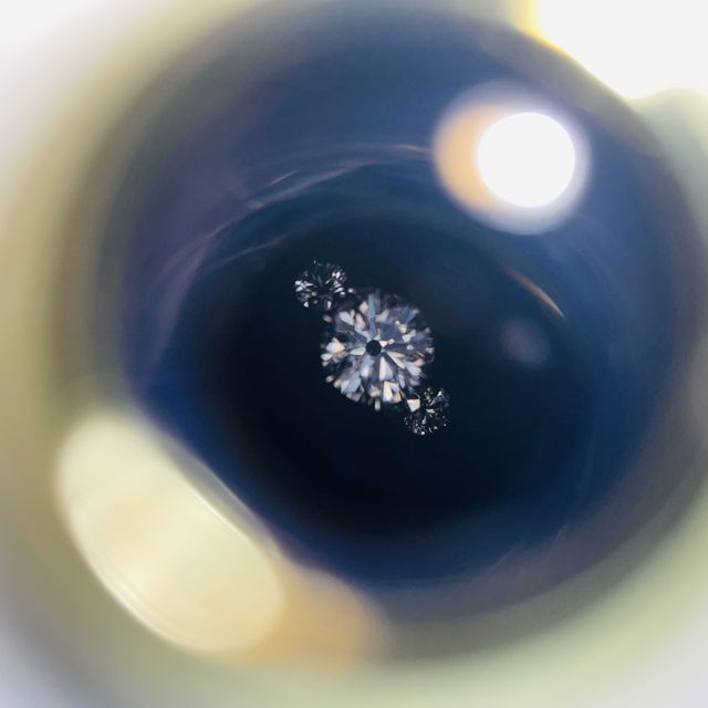 【銀座ダイヤモンドシライシの口コミ】 どんなに時が流れても永遠に輝き続けるという想いが込められており、素敵…