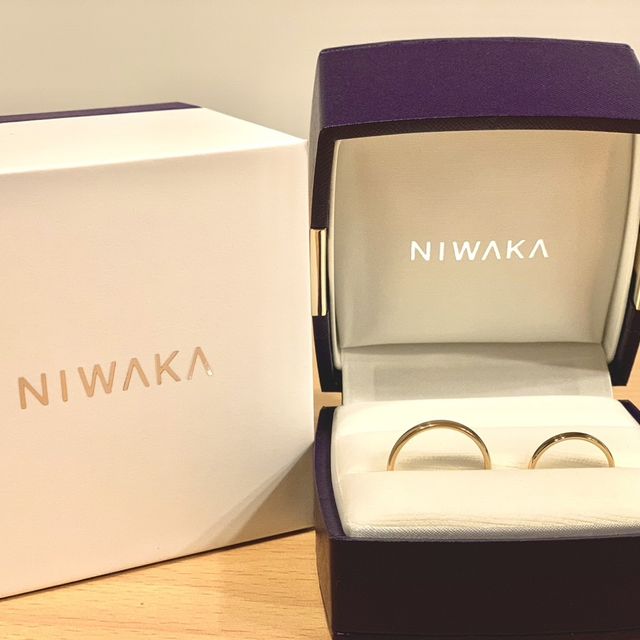 【俄(にわか)の口コミ】 はじめからゴールドの指輪でシンプルな物を探していました！
二人で16万く…