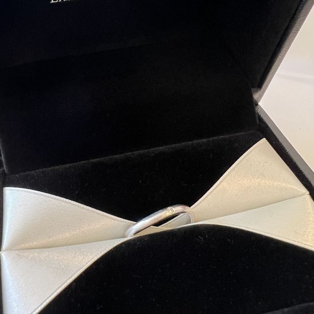 【エクセルコダイヤモンド(EXELCO DIAMOND)の口コミ】 指輪の付け心地がとても良く、滑らかに指に入っていく感覚で普段使いしや…