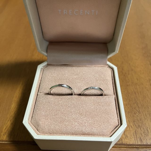 【TRECENTI(トレセンテ)の口コミ】 初めはシンプルなワンストーンのものを探していたのですが、付けてみると…
