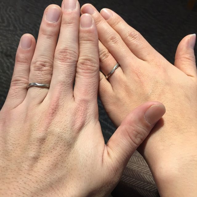 【銀座ダイヤモンドシライシの口コミ】 行く前に雑誌やカタログでどういうのがいいかイメージをもっていきそれを…