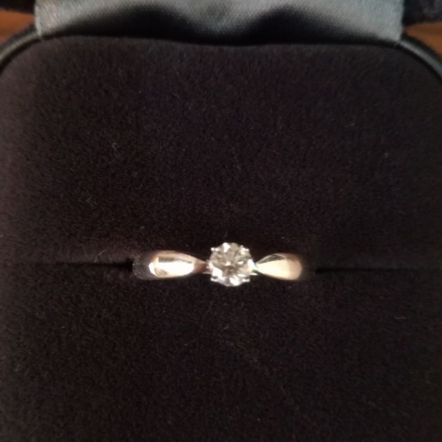 【ティファニー(Tiffany & Co.)の口コミ】 やはり有名ブランドだけあって高級感もあり、つけ心地も断然良かったです…