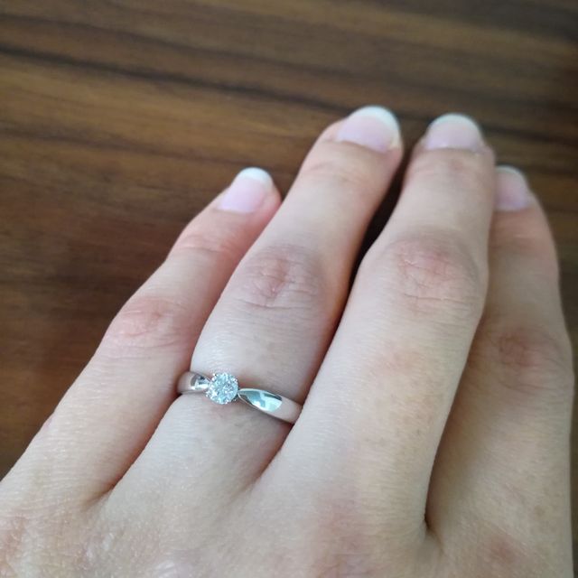 【ティファニー(Tiffany & Co.)の口コミ】 やはり有名ブランドだけあって高級感もあり、つけ心地も断然良かったです…