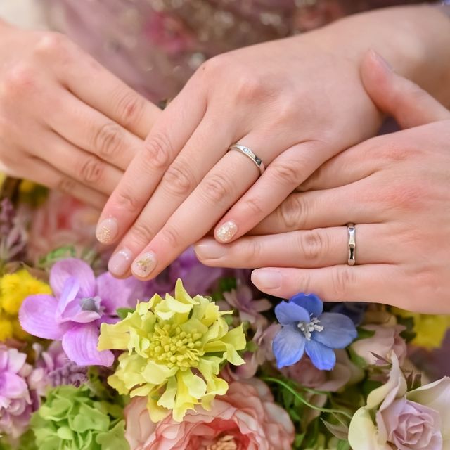 【ブルガリ(BVLGARI)の口コミ】 結婚指輪探しの最初に試着したのですが、とにかく着け心地が良かったです…