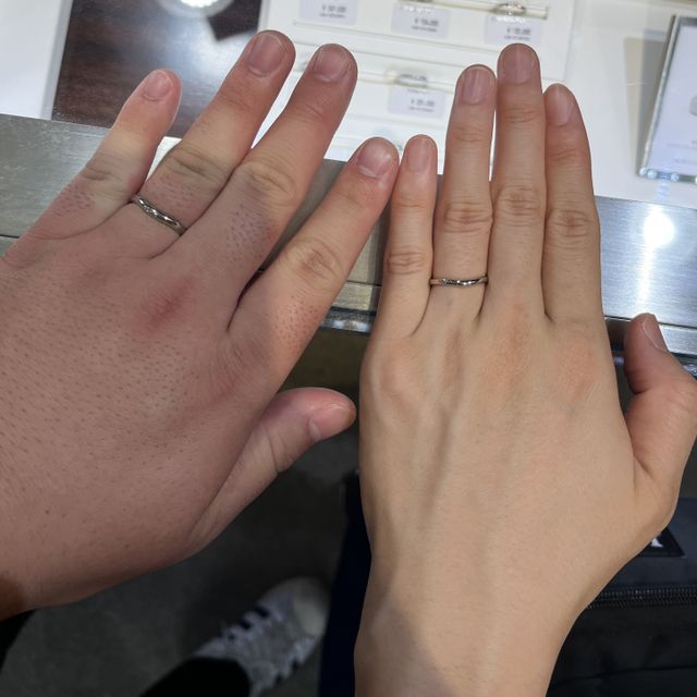 【MIKIMOTO(ミキモト)の口コミ】 デザインがシンプルなのに華がありました。指を美しく見せてくれて、リン…