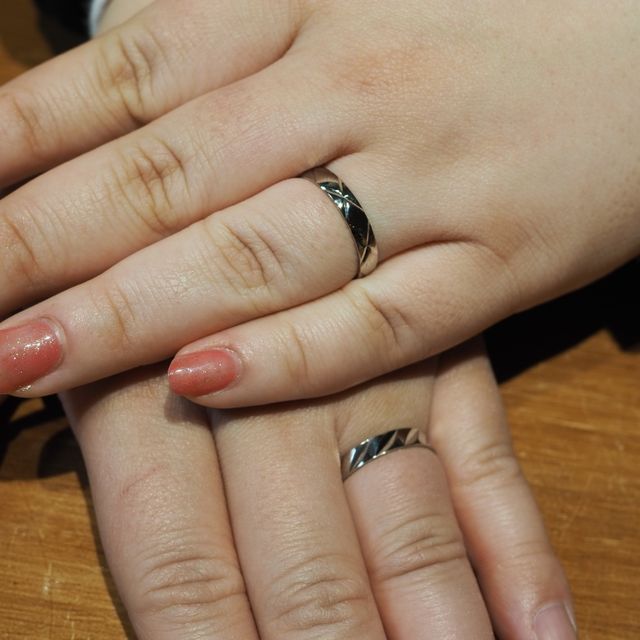 【Ptau(ピトー)の口コミ】 幅やデザインが選べて自分に合うものを買うことができました！
誕生石や刻…