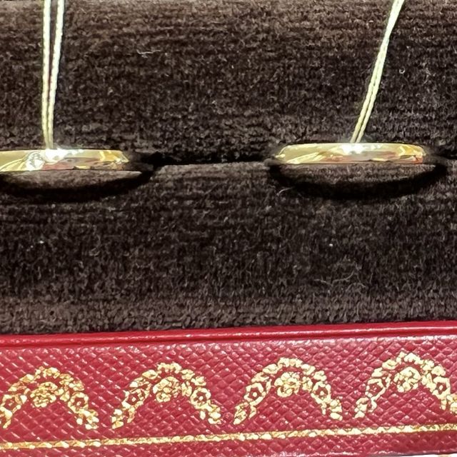 【カルティエ(Cartier)の口コミ】 結婚指輪は、普段からずっと身につけるものであるため、シンプルなものを…