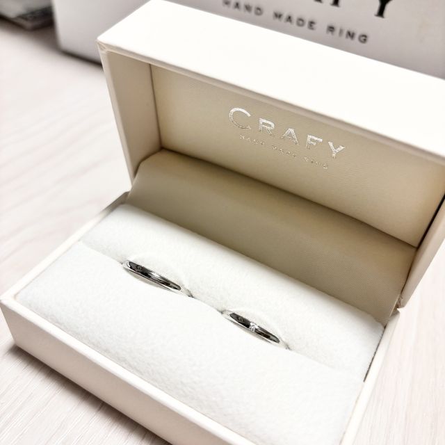 【CRAFY(クラフィ)の口コミ】 指輪の材料種類・色味・強度について、すごく丁寧に説明していただき、じ…