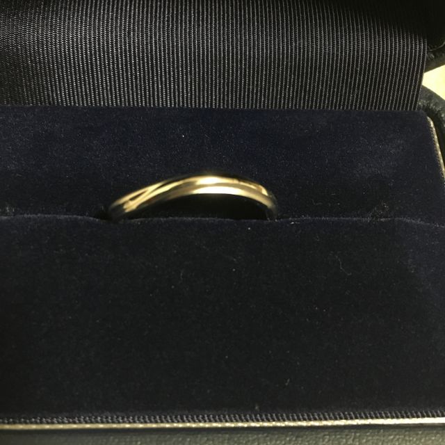 【銀座ダイヤモンドシライシの口コミ】 デザインが良かった！自分の指にフィットするサイズの物があり、嬉しかっ…