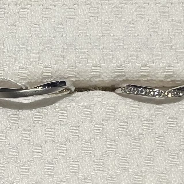 【ヴァンドーム青山(VENDOME AOYAMA)の口コミ】 こちらは試着のみさせていただきました。
マット加工で流れのあるデザイン…