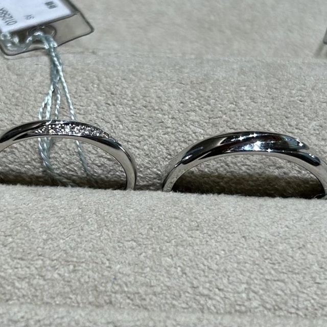 【BRILLIANCE+(ブリリアンスプラス)の口コミ】 シンプルな指輪を探していたが、ブリリアンスプラスはシンプルなデザイン…