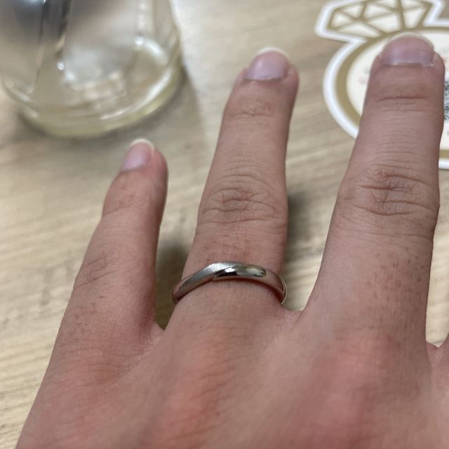 【アイプリモ(I-PRIMO)の口コミ】 ウェーブで水かきが深い人にも綺麗につけられるデザインです。マットな加…