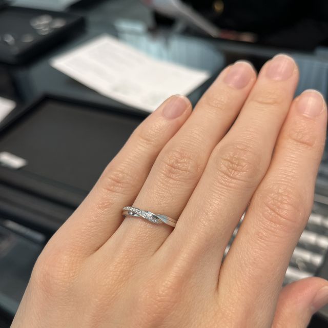 【エクセルコダイヤモンド(EXELCO DIAMOND)の口コミ】 結婚指輪を探し始めて、エクセルコには3回伺って購入しました。2回目まで…