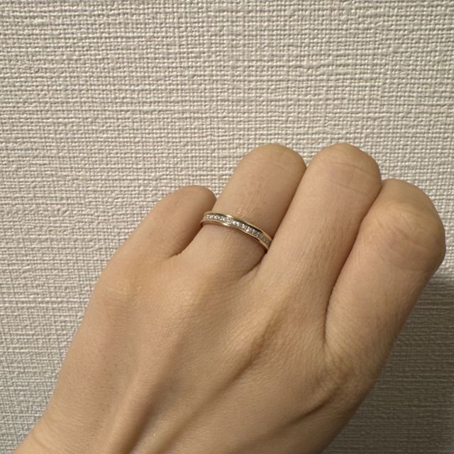 【ヴァンドーム青山(VENDOME AOYAMA)の口コミ】 きらきらハーフエタニティ、見るたびにときめきます。
プラチナ、ゴールド…