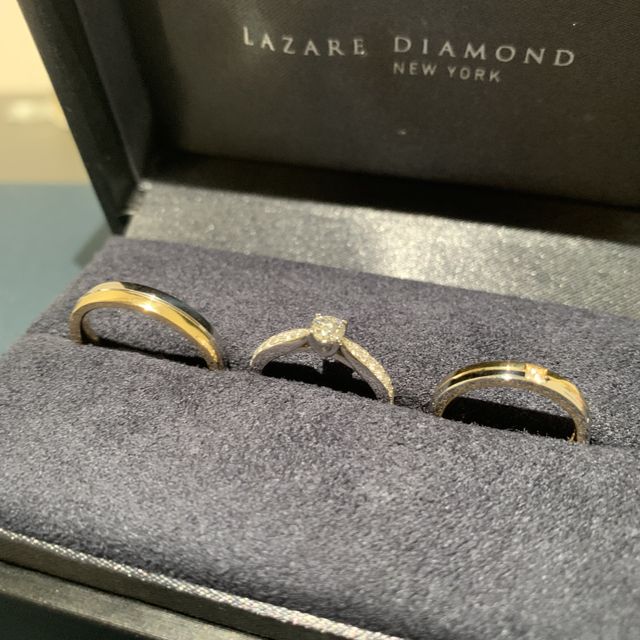 【ラザール ダイヤモンド(LAZARE DIAMOND)の口コミ】 プラチナとゴールドの組み合わさった指輪で、毎日つけていても飽きず、あ…