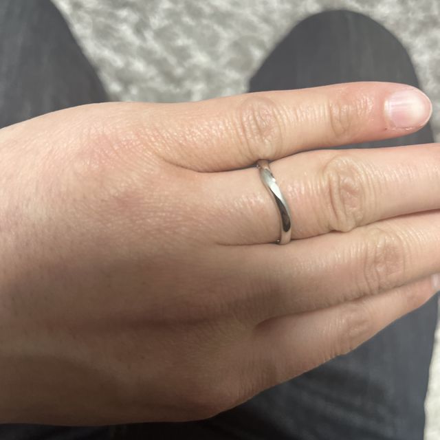 【アイプリモ(I-PRIMO)の口コミ】 男性のデザインがすごくシンプルで、女性ははなやか。女性のデザインはダ…