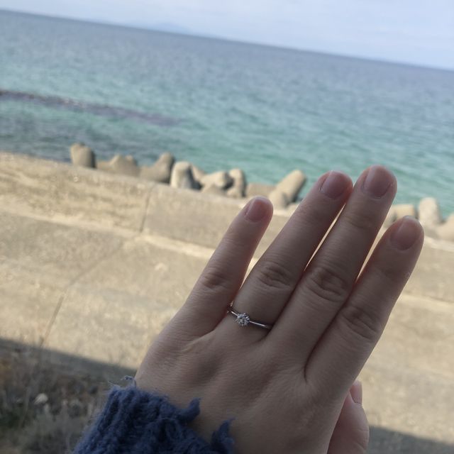 【アイプリモ(I-PRIMO)の口コミ】 ・シンプルでそれでいてキラキラしている
・サイズ変更可能
・つけ心地が…