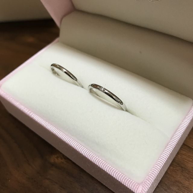 【Petit Marie(プチマリエ)の口コミ】 まずは、価格もそうですがlady’sの表面ダイヤモンドのカットの輝き…