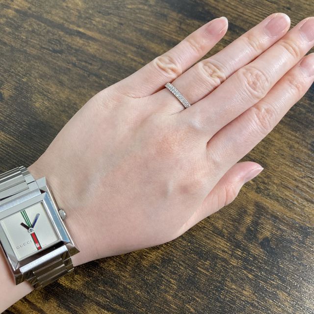 【BRILLIANCE+(ブリリアンスプラス)の口コミ】 ダイヤが好きなので、結婚指輪もダイヤがたくさん入っているものを探して…