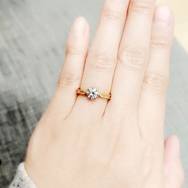 【ENUOVE(イノーヴェ)の口コミ】 人と違うものがほしくて、ゴールドとプラチナを使用してあることと、個性…