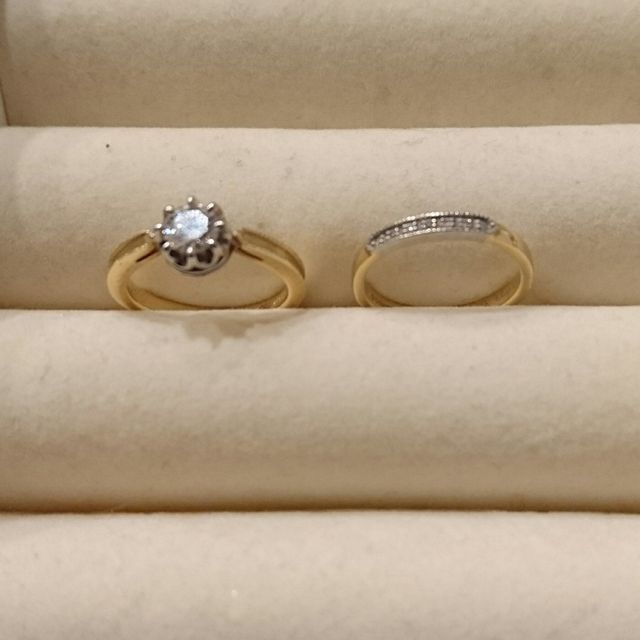 【ENUOVE(イノーヴェ)の口コミ】 人と違うものがほしくて、ゴールドとプラチナを使用してあることと、個性…