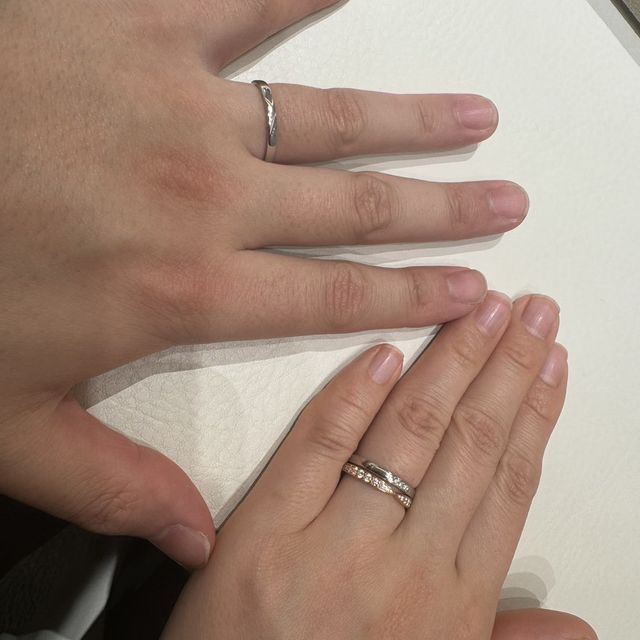 【和光ブライダルブティックギンザの口コミ】 プライベートだけでなく仕事場面でつけていても違和感のないシンプルなデ…