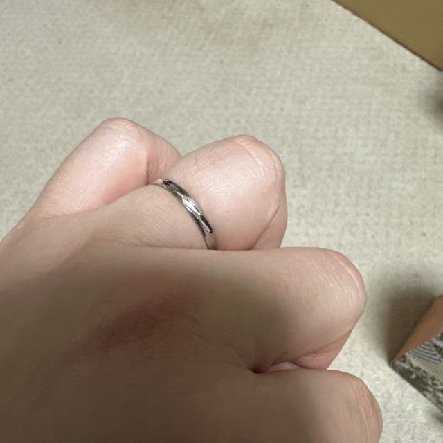 【insembre(インセンブレ)の口コミ】 今回購入したものは男女でデザインがかなり違う物でしたが、自分はシンプ…