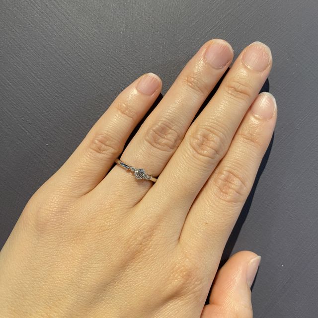 【AFFLUX(アフラックス)の口コミ】 好きなデザインを、もともとの指輪のデザインから少し変えることで、セミ…
