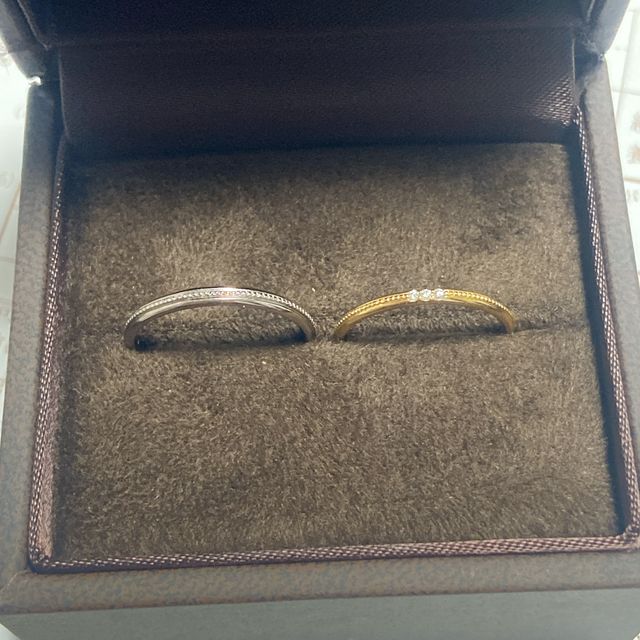 【CHER LUV(シェールラブ)の口コミ】 アンティーク調のミル打ち加工にさりげないダイヤがファッションリングの…