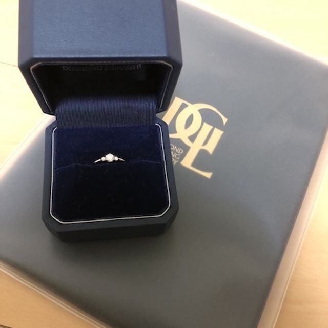 【銀座ダイヤモンドシライシの口コミ】 派手すぎずシンプルすぎない、丁度いいデザインがgood！
ダイヤの質もとて…