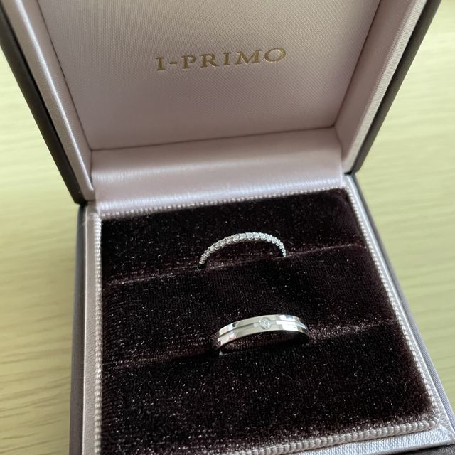 【アイプリモ(I-PRIMO)の口コミ】 指輪は平打ちを選択
重ね付けしたかったので、２つの指輪が合うものにしま…
