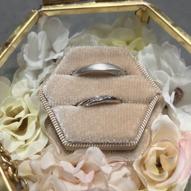 【ケイウノ ブライダル(K.UNO BRIDAL)の口コミ】 夫→木目調のデザインは貴重でした。また木目調にすることで他の人と…