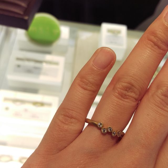 【JEWELRY  KAMATA(ジュエリーかまた)の口コミ】 珍しいデザインなので他の人とあまり被らなそうで、いいと思います。
普段…