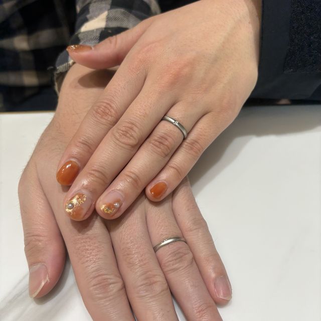 【FISCHER(フィッシャー)の口コミ】 シンプルで時代に左右されないところ。
女性らしいキラキラしたものを最初…