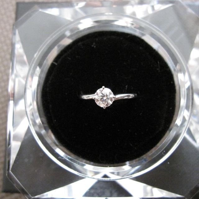 【ラザール ダイヤモンド(LAZARE DIAMOND)の口コミ】 購入する前にいろんなお店を見て回りましたが、ダイヤモンドの輝きがずば…