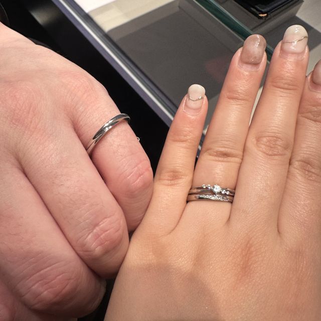 【銀座ダイヤモンドシライシの口コミ】 シンプルだけどさりげないダイヤがあり、年をとっても付けられるデザイン…