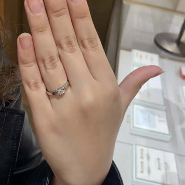 【カルティエ(Cartier)の口コミ】 「バレリーナ」というカルティエならではの素敵なデザインに惹かれ、絶対…