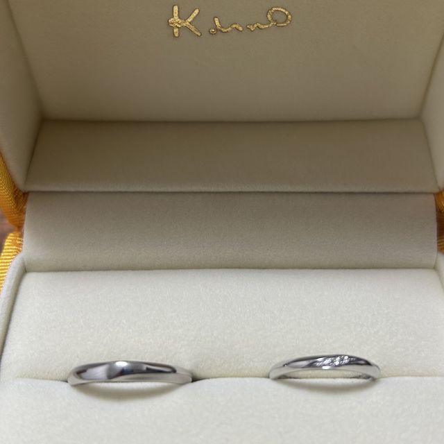 【ケイウノ ブライダル(K.UNO BRIDAL)の口コミ】 この指輪のおすすめポイントは、新作なところです。今の流行を捉えていて…