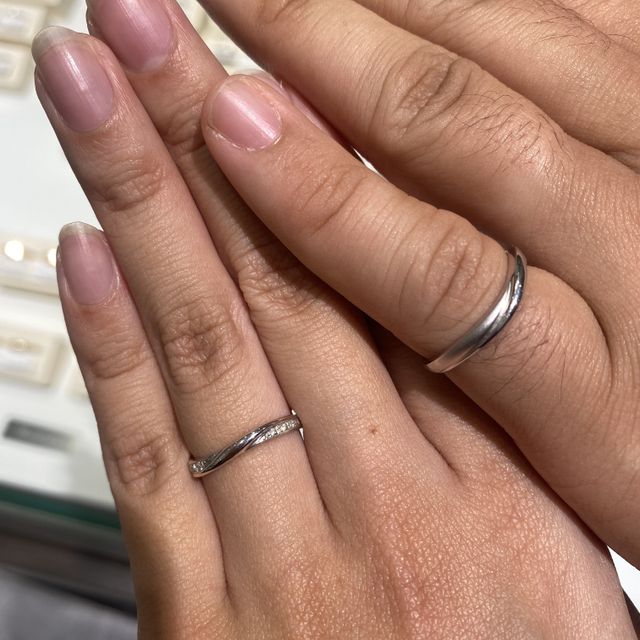 【ジュエリーツツミ(JEWELRY TSUTSUMI)の口コミ】 シンプルめのデザインが多かったです。石があまり入ってないデザインを探…